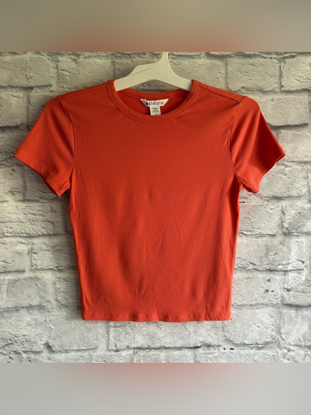 PREOWNED ATHLETA SIGNATURE RIBBED CROP TSHIRT SHORT SLEEVE ORANGE SMALL S